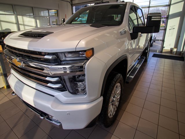 Used 2021 Chevrolet Silverado 2500 High Country w/ Z71 Off-Road Package image 2