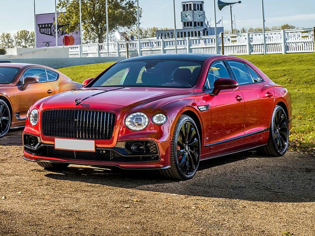 Certified 2022 Bentley Flying Spur V8 image 1