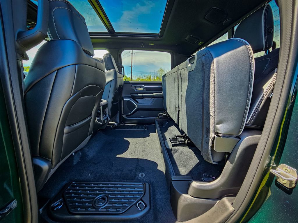 New 2026 RAM 1500 Laramie AWD/4WD image 38