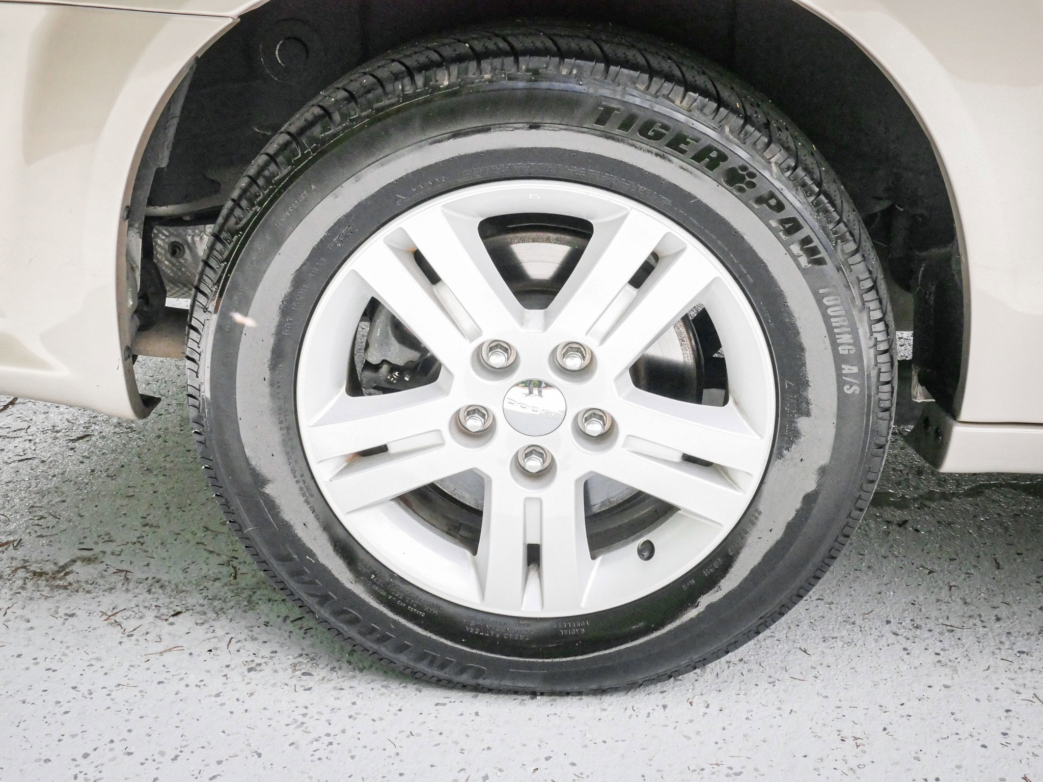 Used 2013 Dodge Grand Caravan Crew w/ Driver Convenience Group FWD image 13