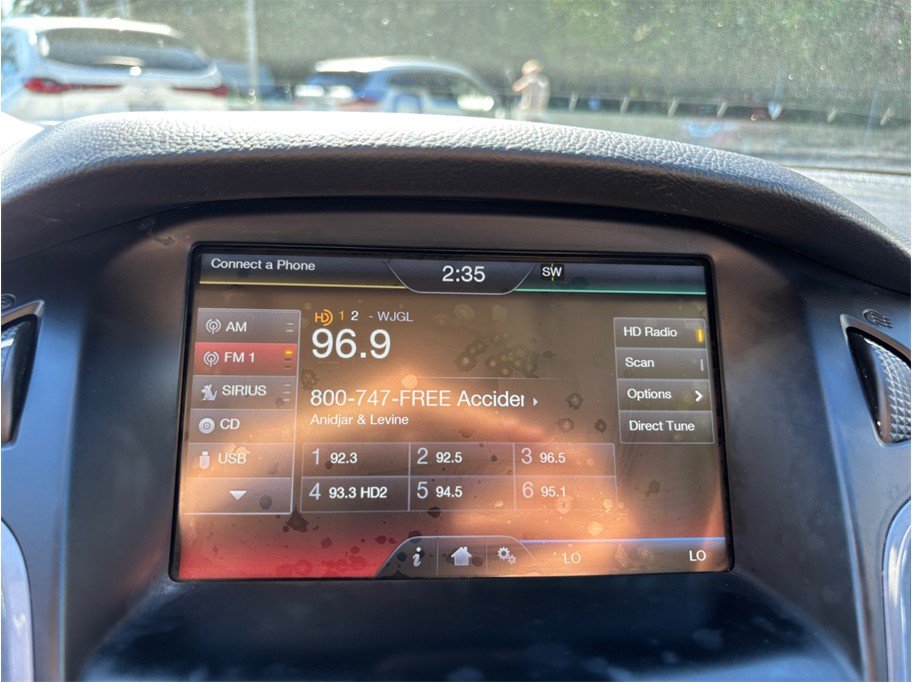 Used 2014 Ford Focus Titanium FWD image 25
