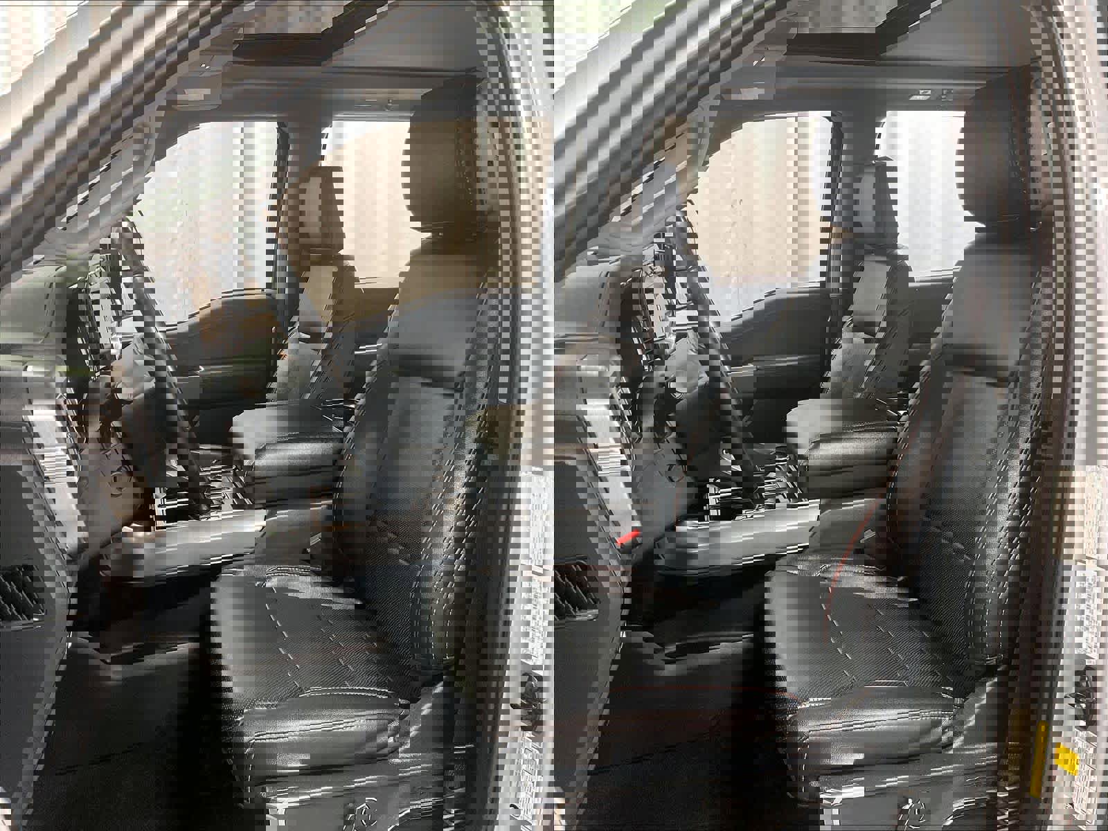 Used 2022 Ford F150 Lariat w/ Equipment Group 502A High image 20