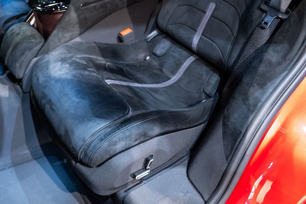 Certified 2025 Ferrari Purosangue AWD/4WD image 50