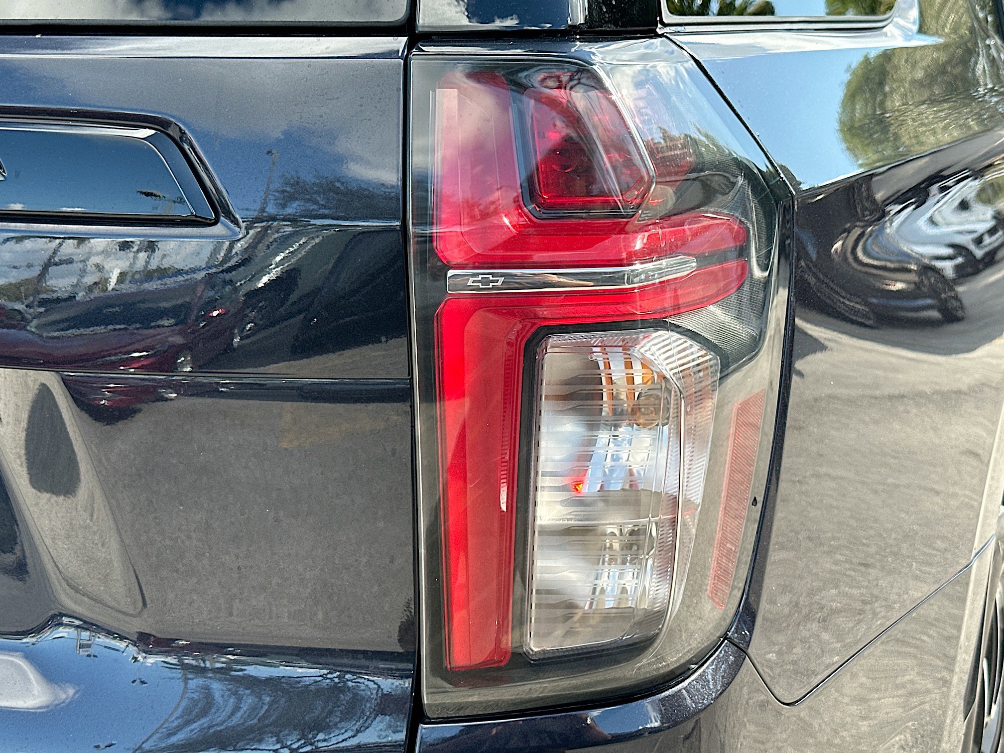 Used 2024 Chevrolet Tahoe RST w/ Luxury Package image 34