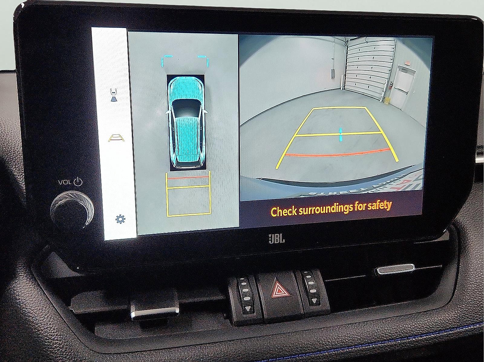 Used 2025 Toyota RAV4 XSE w/ Advanced Technology Package AWD/4WD image 17