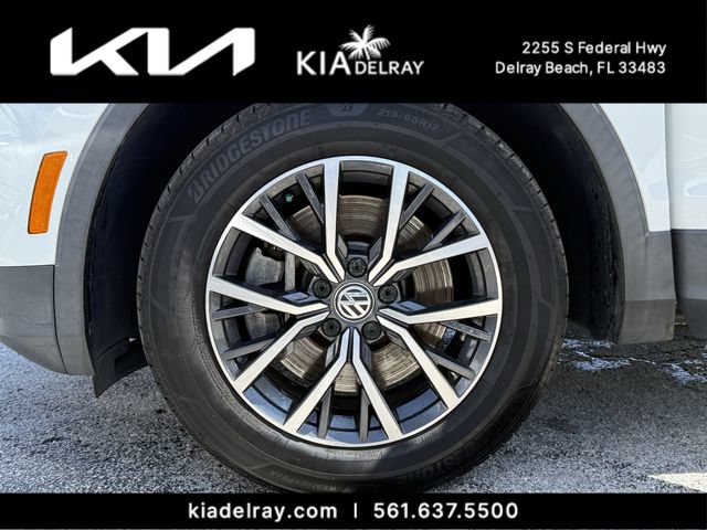 Used 2019 Volkswagen Tiguan SE w/ Panoramic Sunroof Package FWD image 33