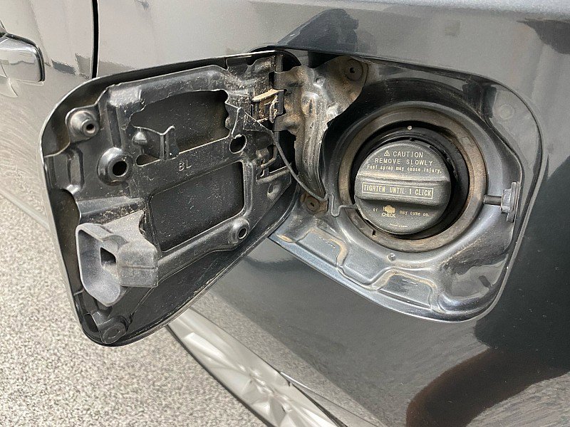 Used 2010 Lexus HS 250h Premium image 14