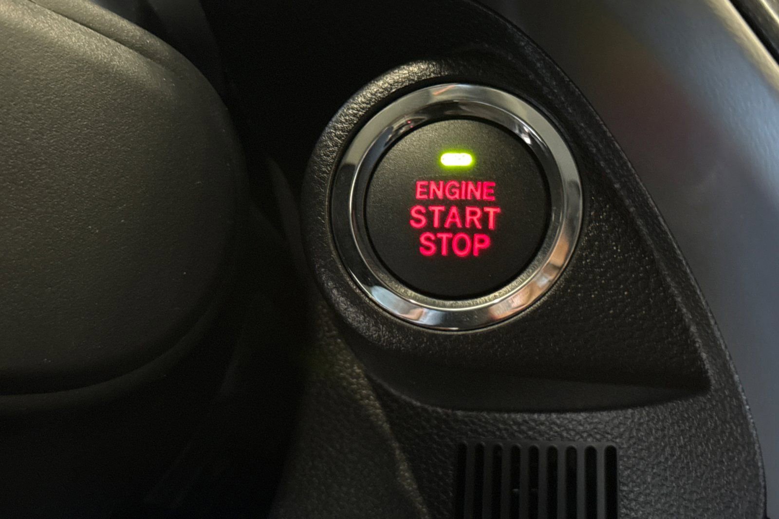 New 2026 Subaru Crosstrek 2.5i Limited w/ Crosstrek Mirror Package image 21