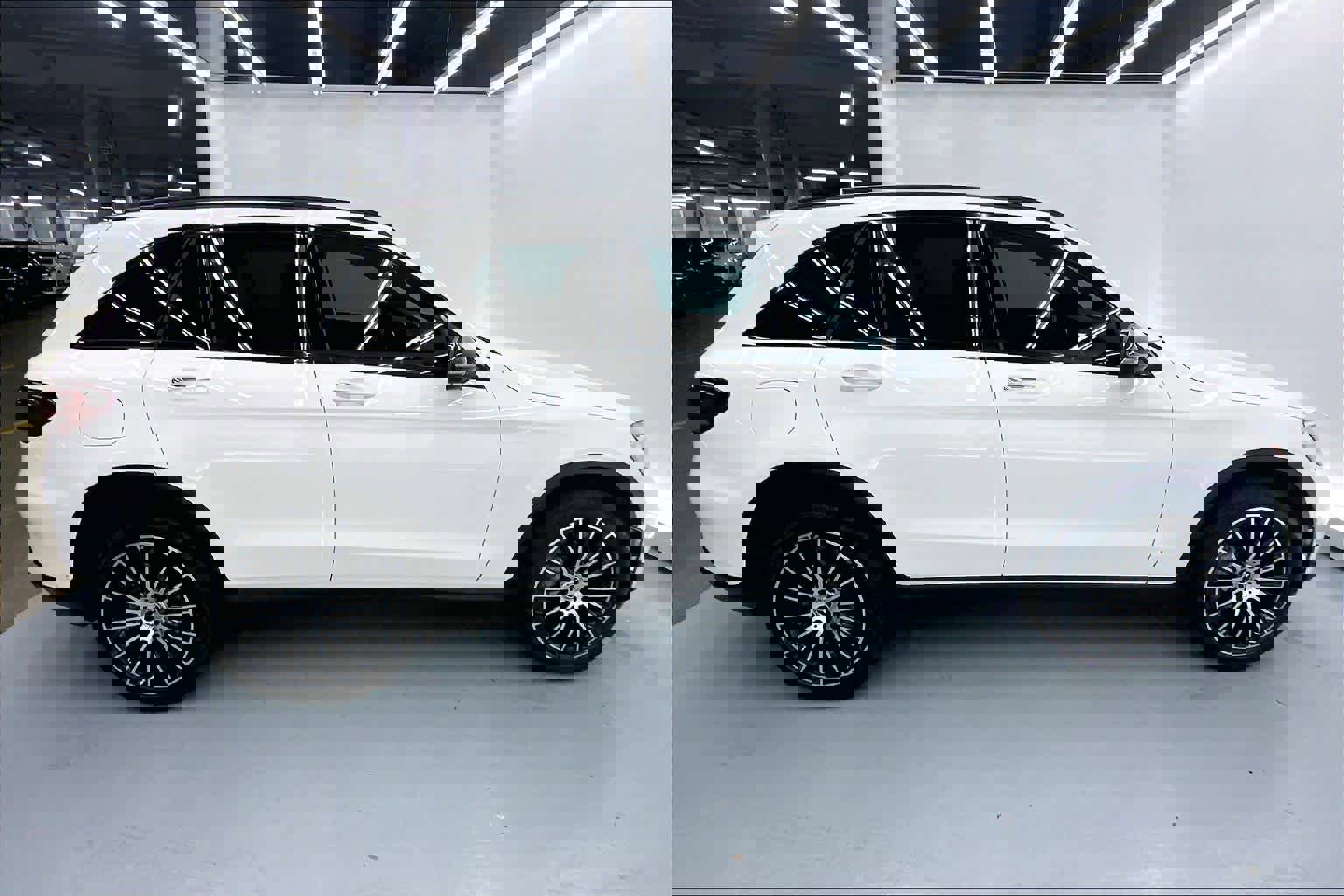 Certified 2022 Mercedes-Benz GLC 300 image 5