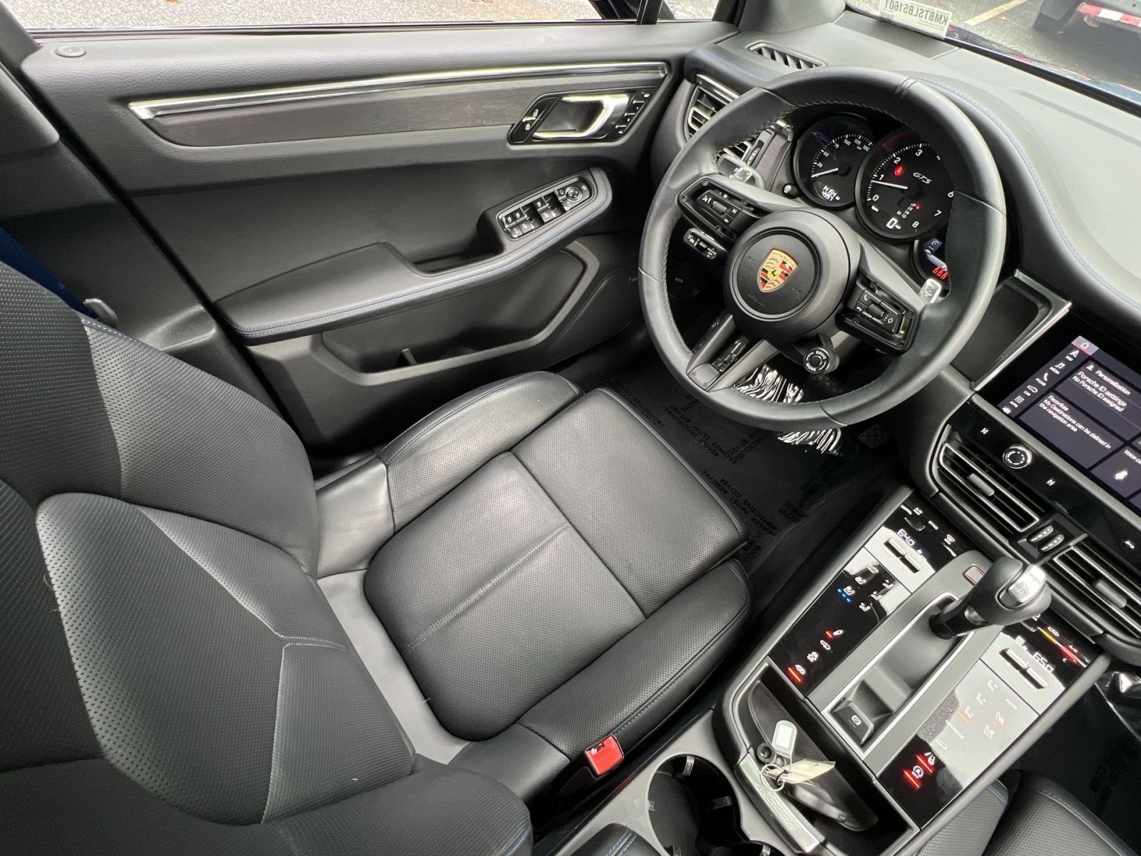 Used 2025 Porsche Macan GTS AWD/4WD image 16