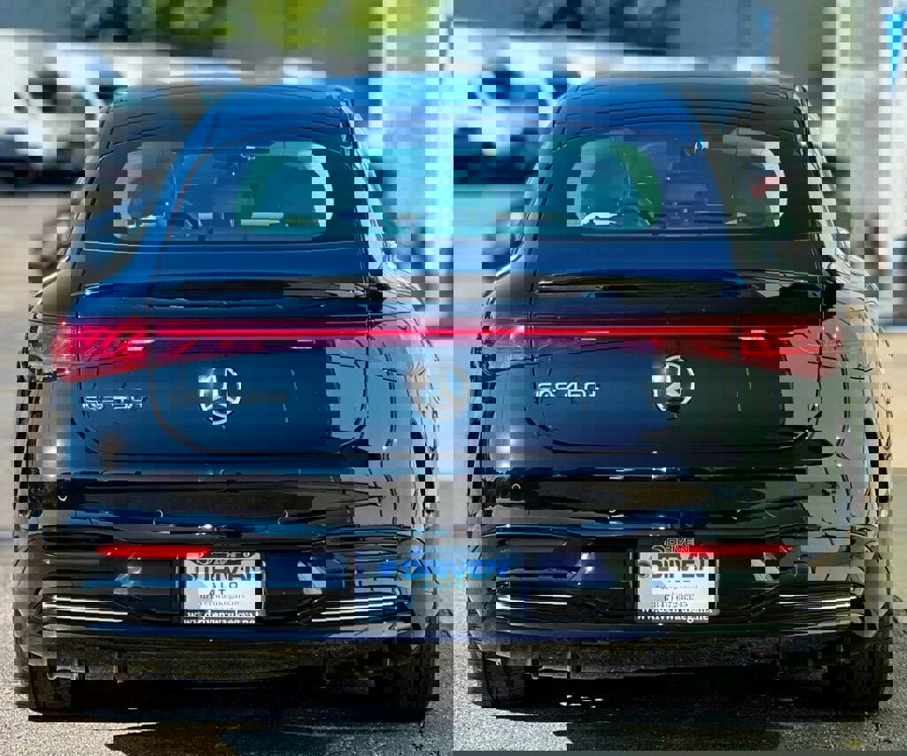 Used 2023 Mercedes-Benz EQS 450+ Sedan image 4
