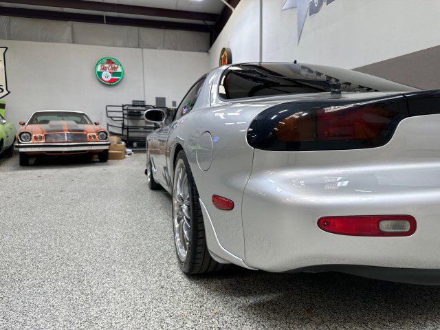 Used 1993 MAZDA RX-7 image 11
