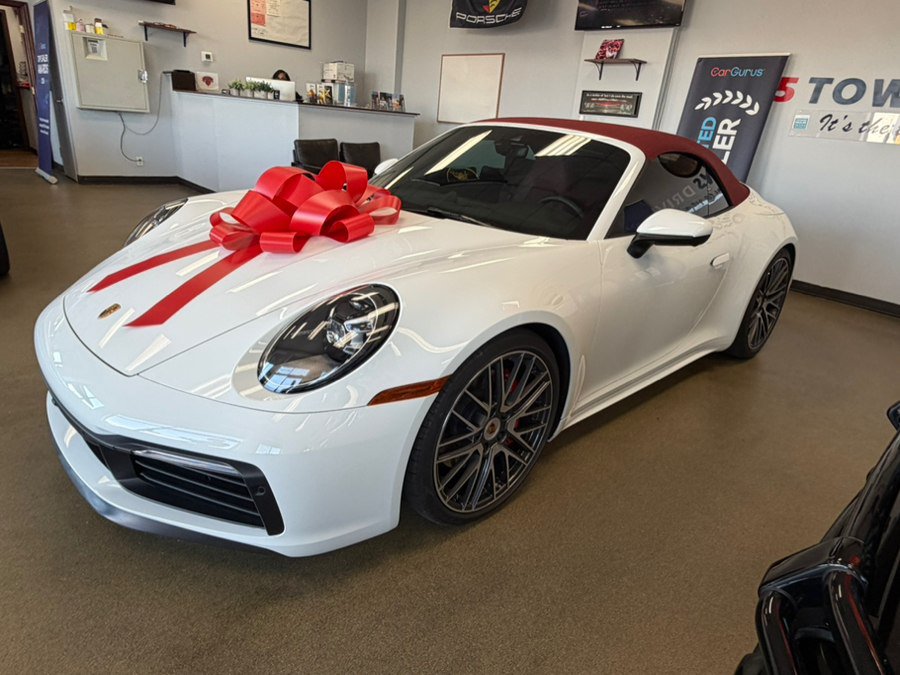 Used 2024 Porsche 911 Carrera 4S AWD/4WD image 32