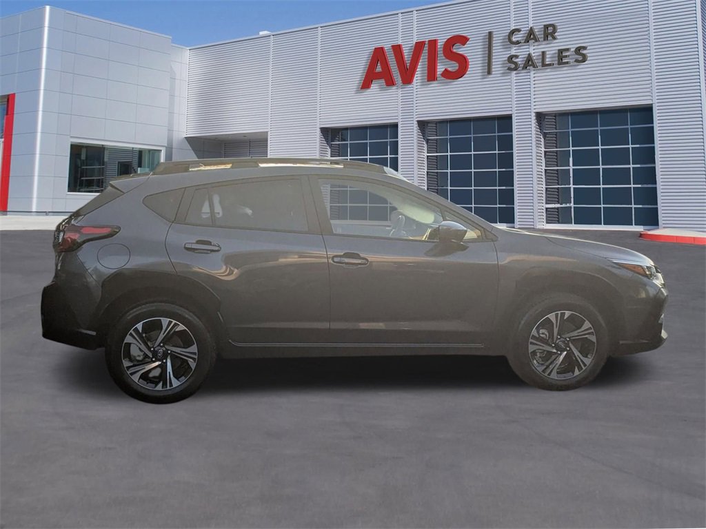 Used 2024 Subaru Crosstrek 2.0i Premium image 5