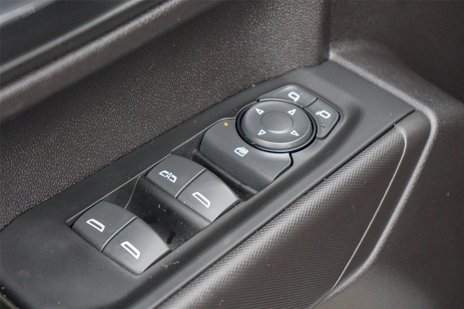 Used 2023 Chevrolet Silverado 1500 Custom RWD image 18