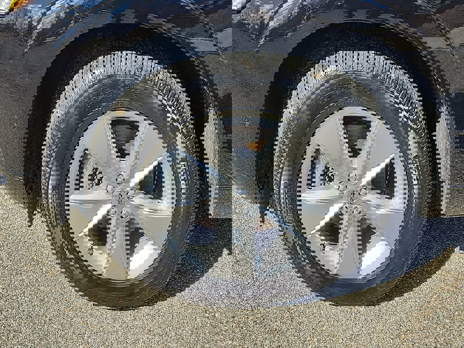 Used 2022 Volvo XC60 B5 Momentum image 9