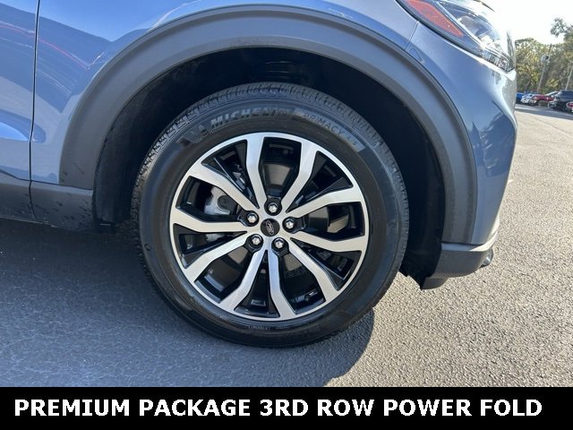 Used 2025 Ford Explorer ST-Line w/ Premium Package image 8