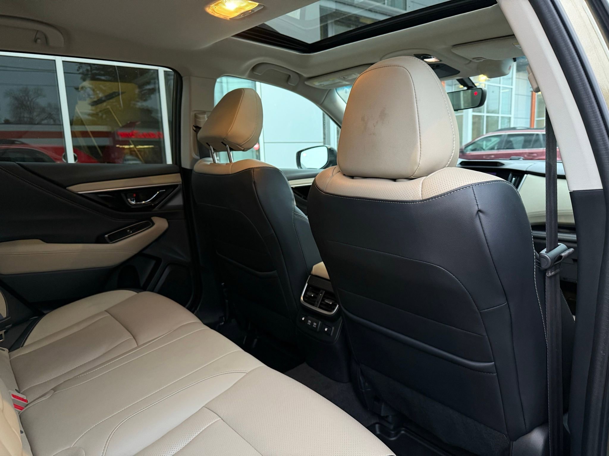 Used 2021 Subaru Outback Limited image 36