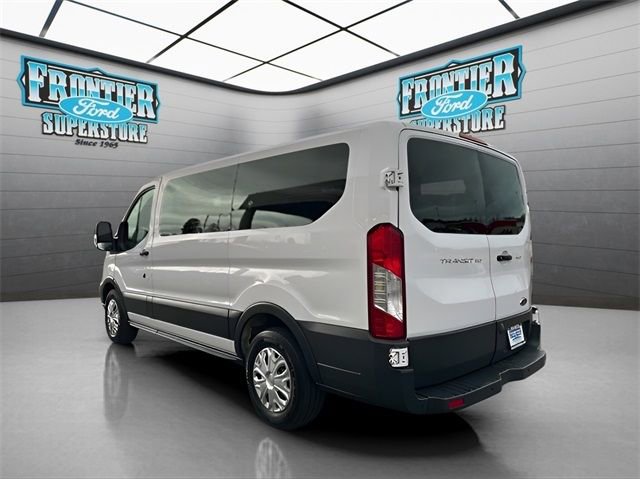 Used 2018 Ford Transit 150 XLT image 6