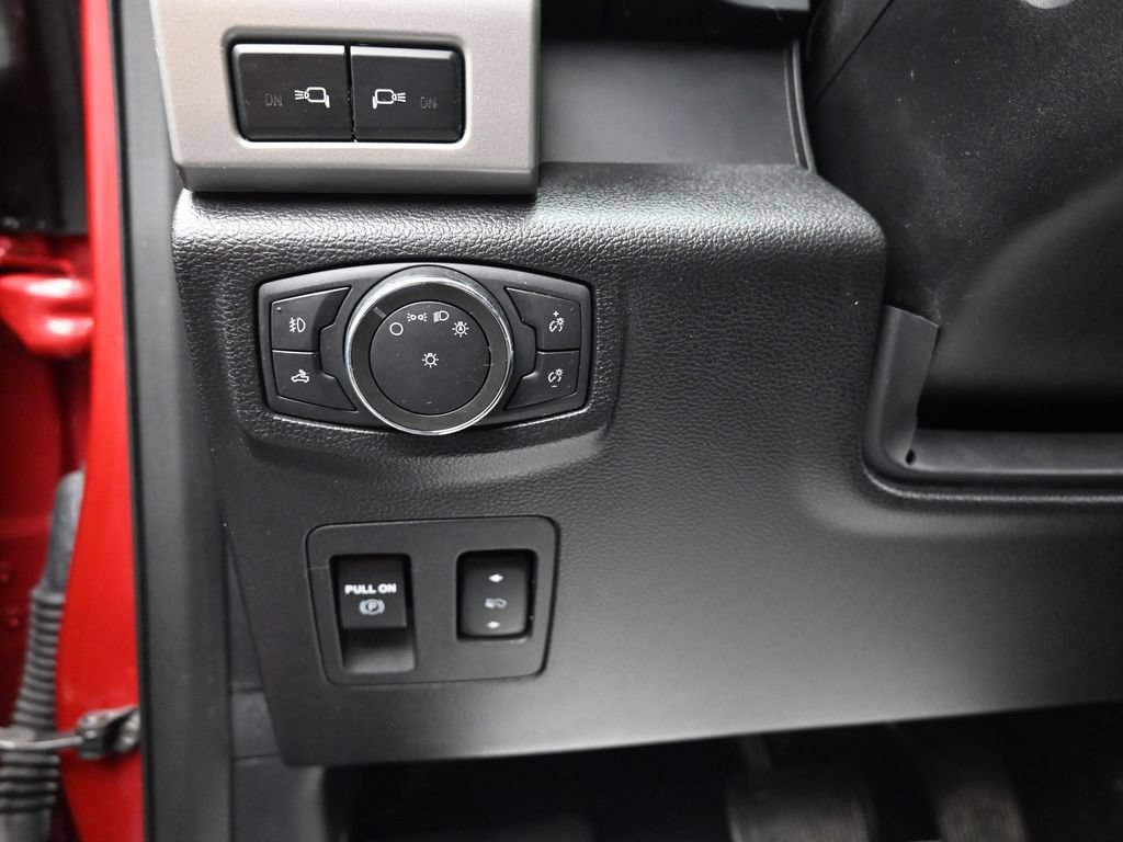 Used 2020 Ford F150 Lariat w/ Equipment Group 502A Luxury AWD/4WD image 23