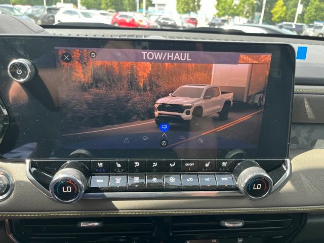New 2026 Chevrolet Colorado ZR2 w/ Technology Package AWD/4WD image 39