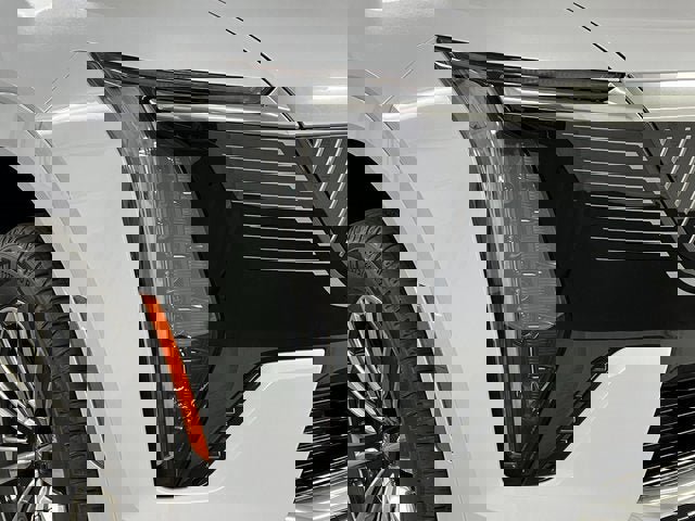 New 2026 Cadillac Escalade IQ Luxury 1 image 10