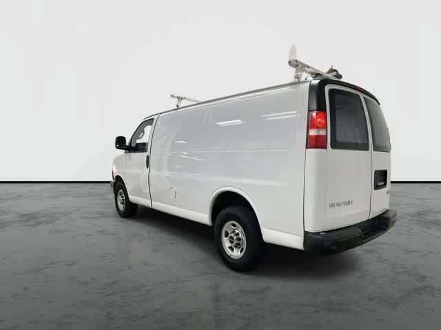 Used 2018 GMC Savana 2500 image 9