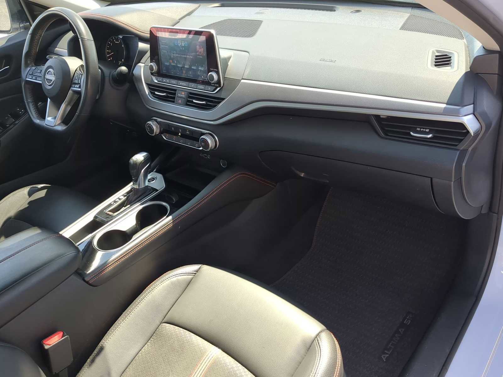 Used 2024 Nissan Altima 2.5 SR FWD image 27