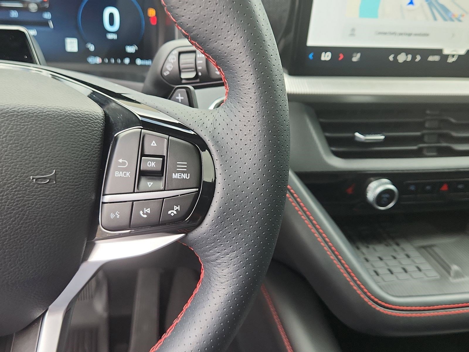 Used 2025 Ford Explorer ST AWD/4WD image 22