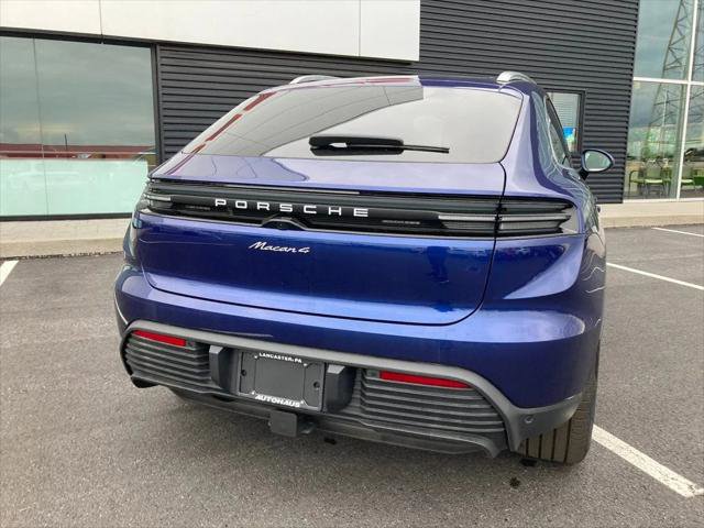 Used 2024 Porsche Macan 4 Electric image 13