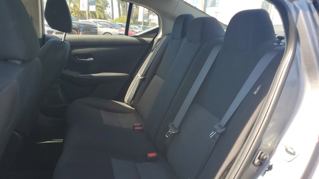 Used 2023 Nissan Sentra SV FWD image 14