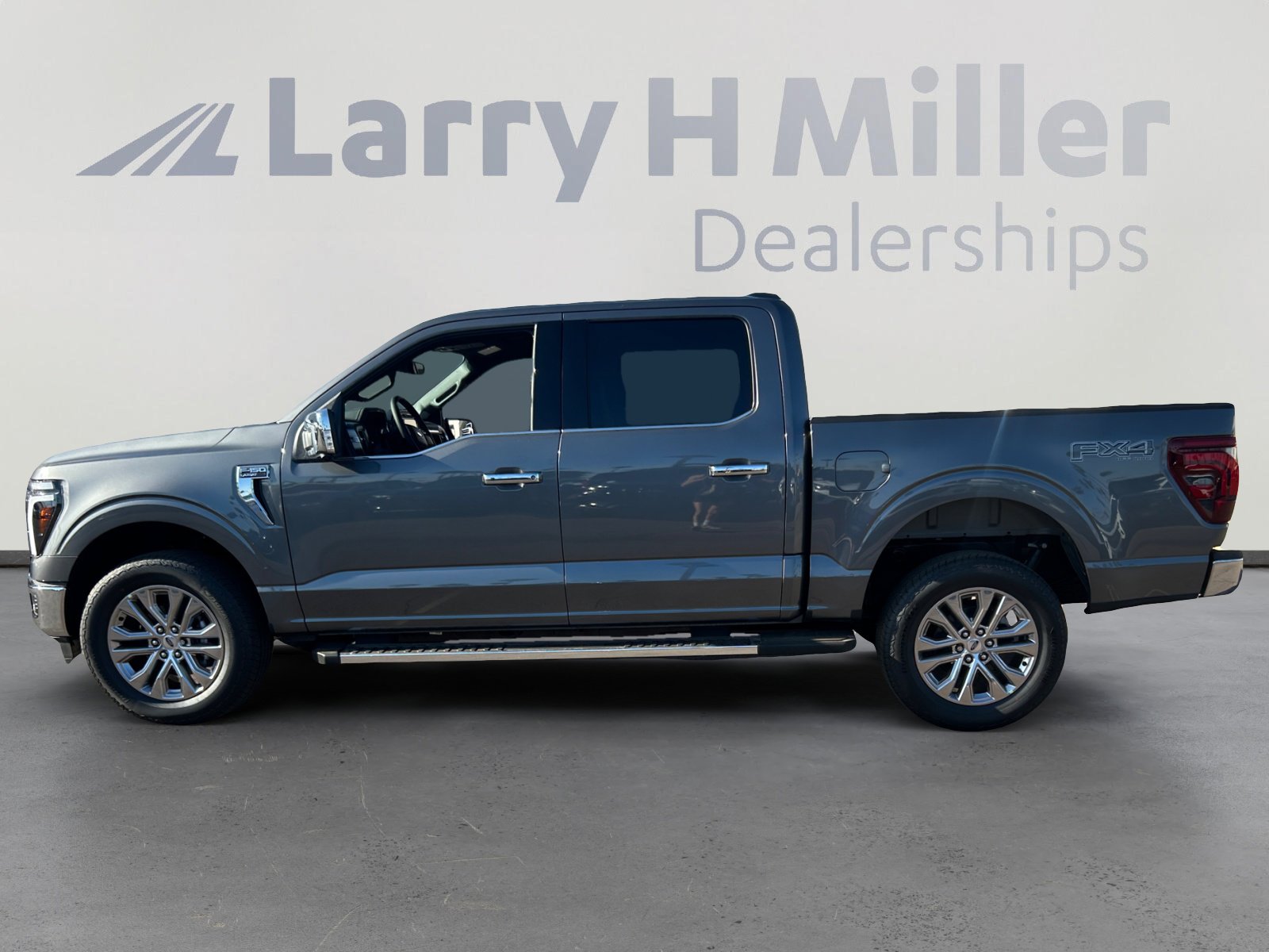 New 2025 Ford F150 Lariat w/ Equipment Group 501A Mid image 2