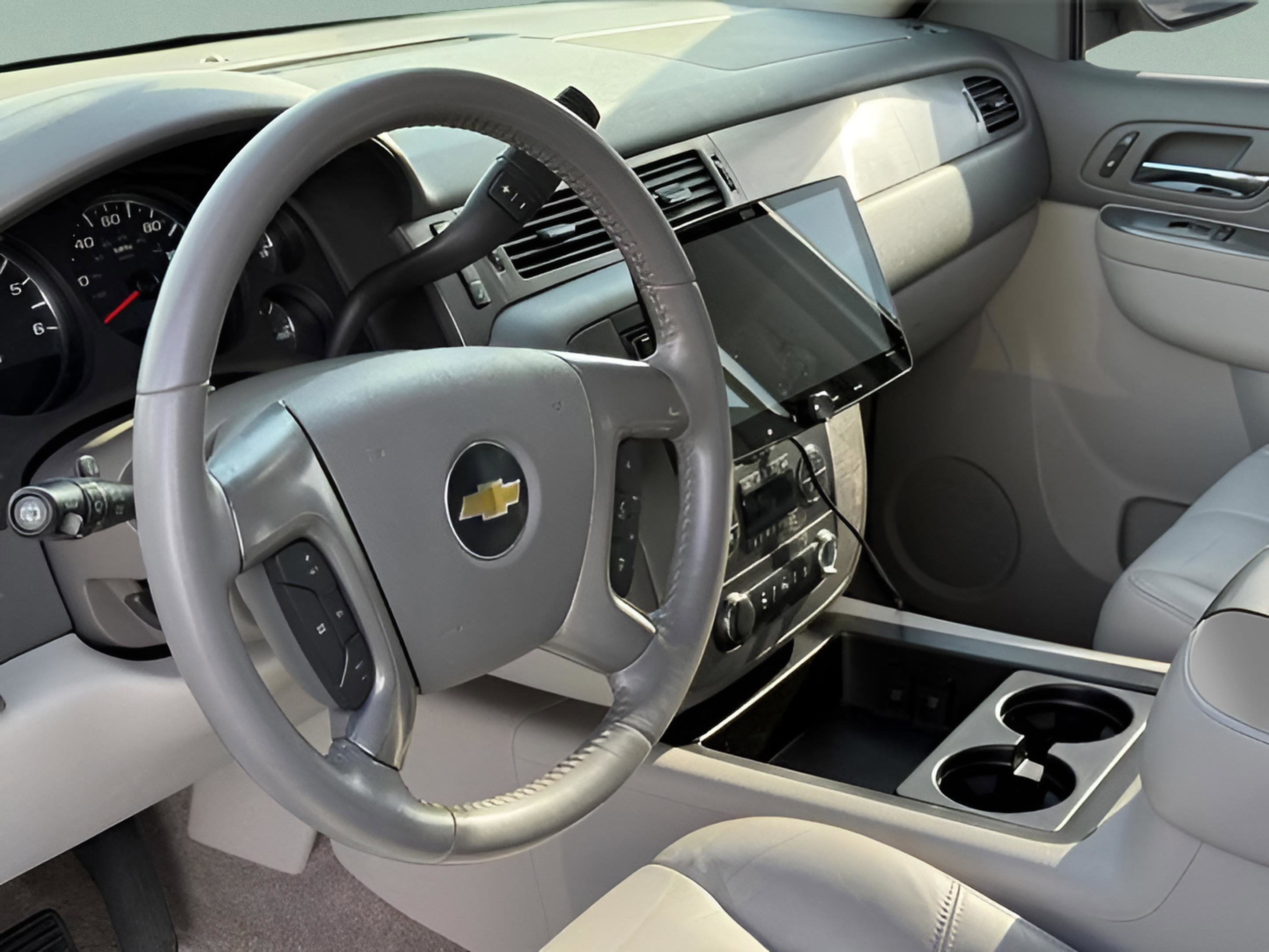 Used 2011 Chevrolet Tahoe LT w/ Luxury Package image 20