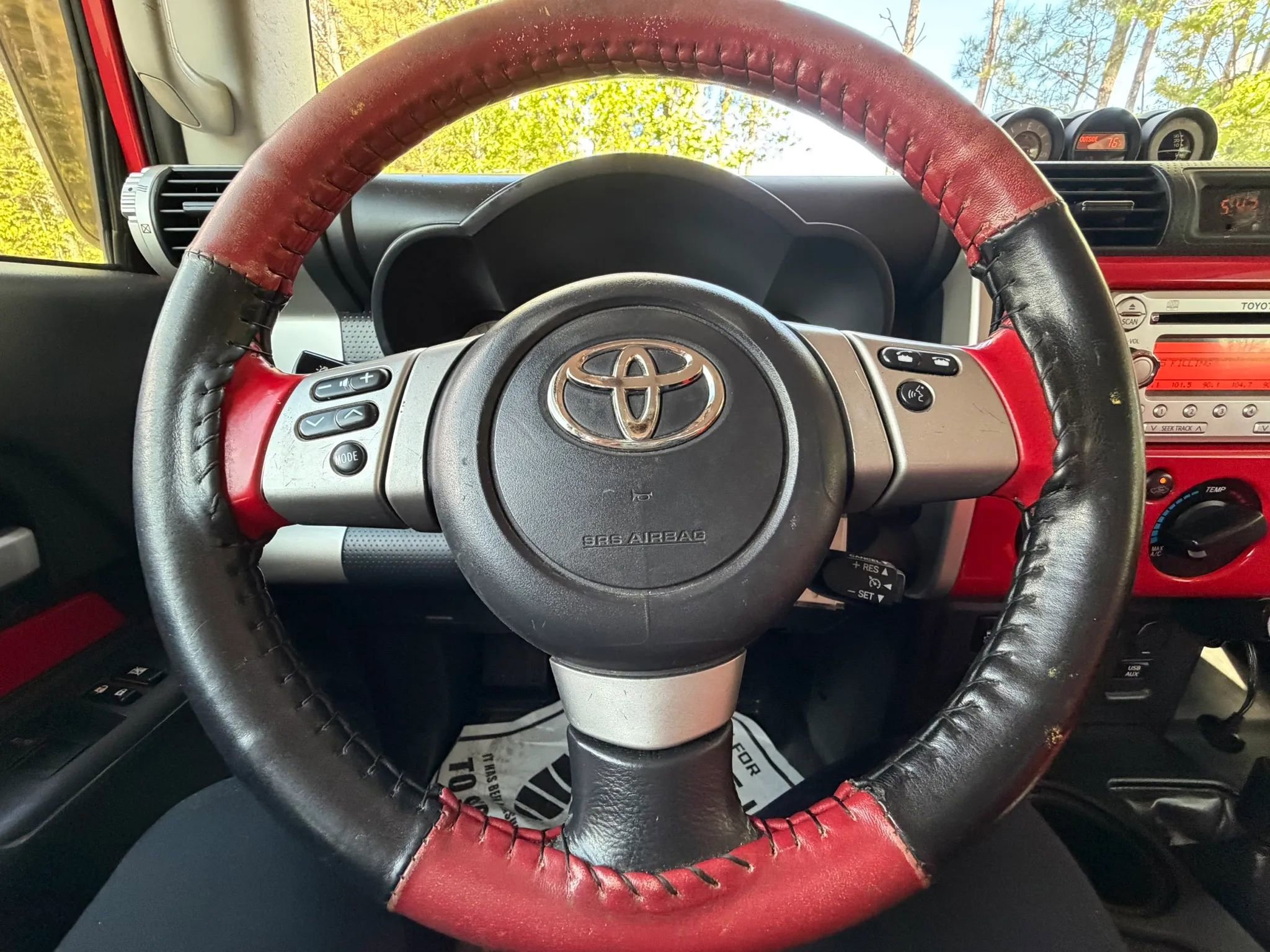 Used 2012 Toyota FJ Cruiser 4WD w/ Trail Teams Special Edition image 24