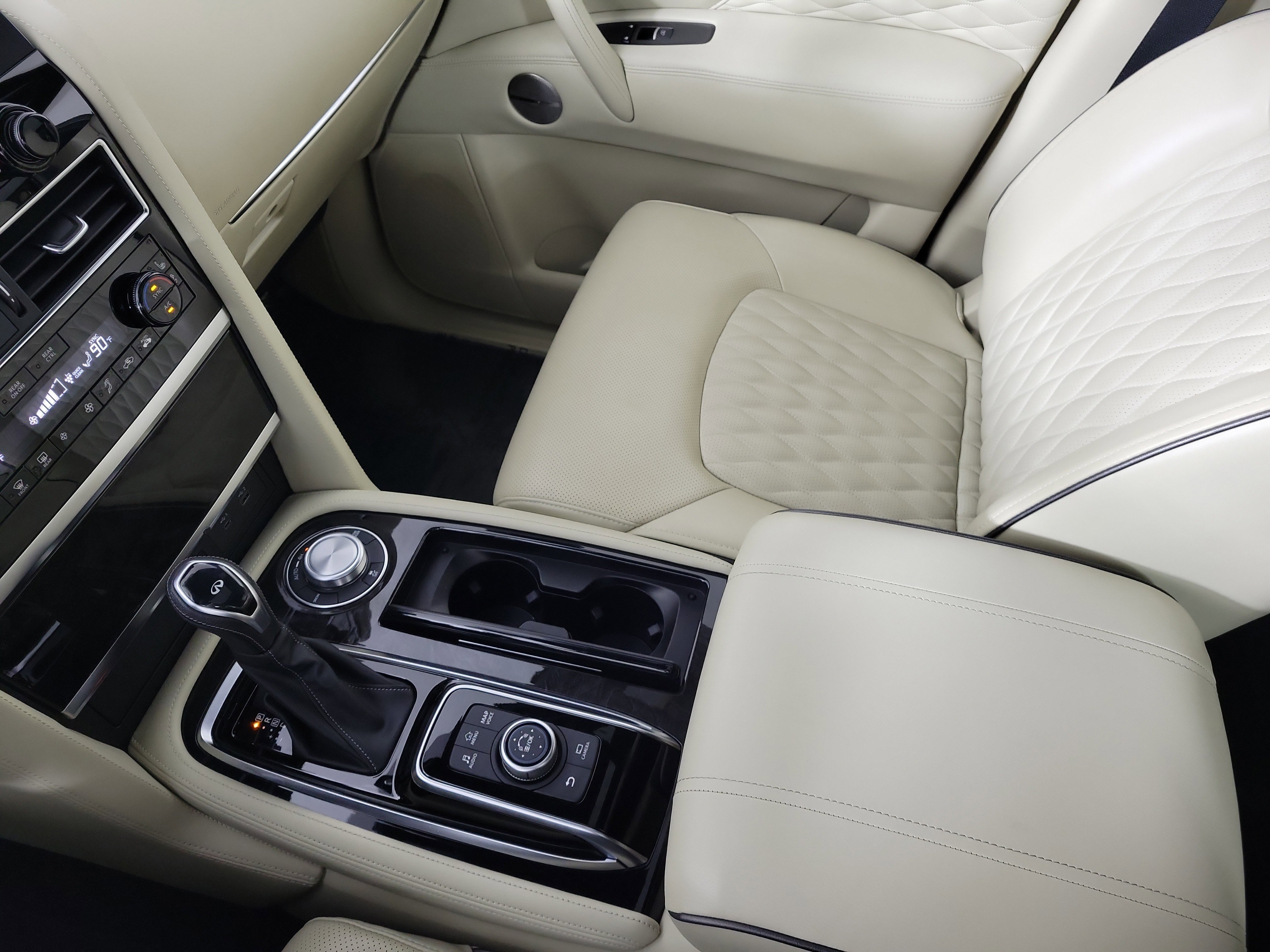 Used 2024 INFINITI QX80 Sensory w/ Cargo Package image 23