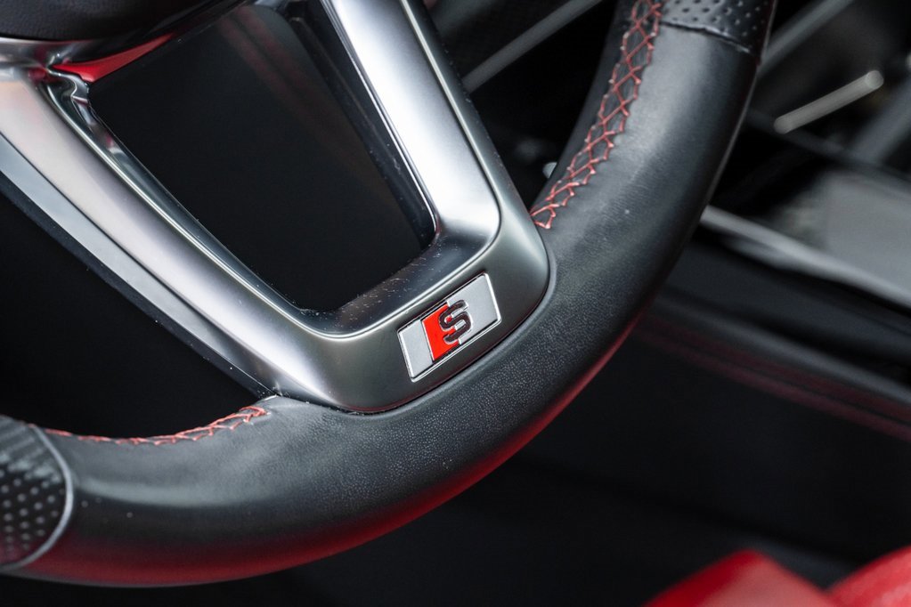 Used 2024 Audi SQ5 Premium Plus image 28