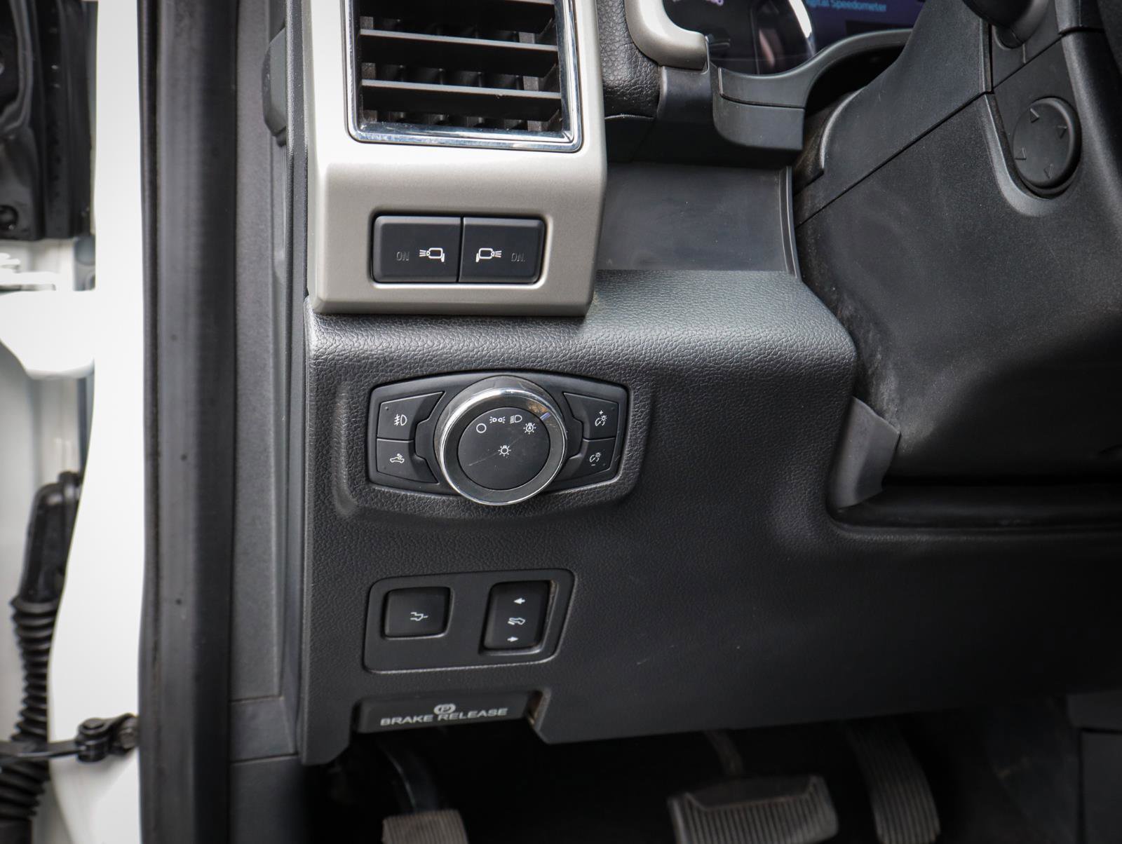 Used 2020 Ford F450 Lariat w/ Lariat Ultimate Package image 21