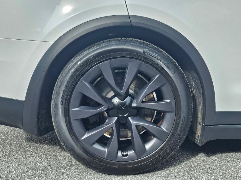Used 2023 Tesla Model X AWD/4WD image 16