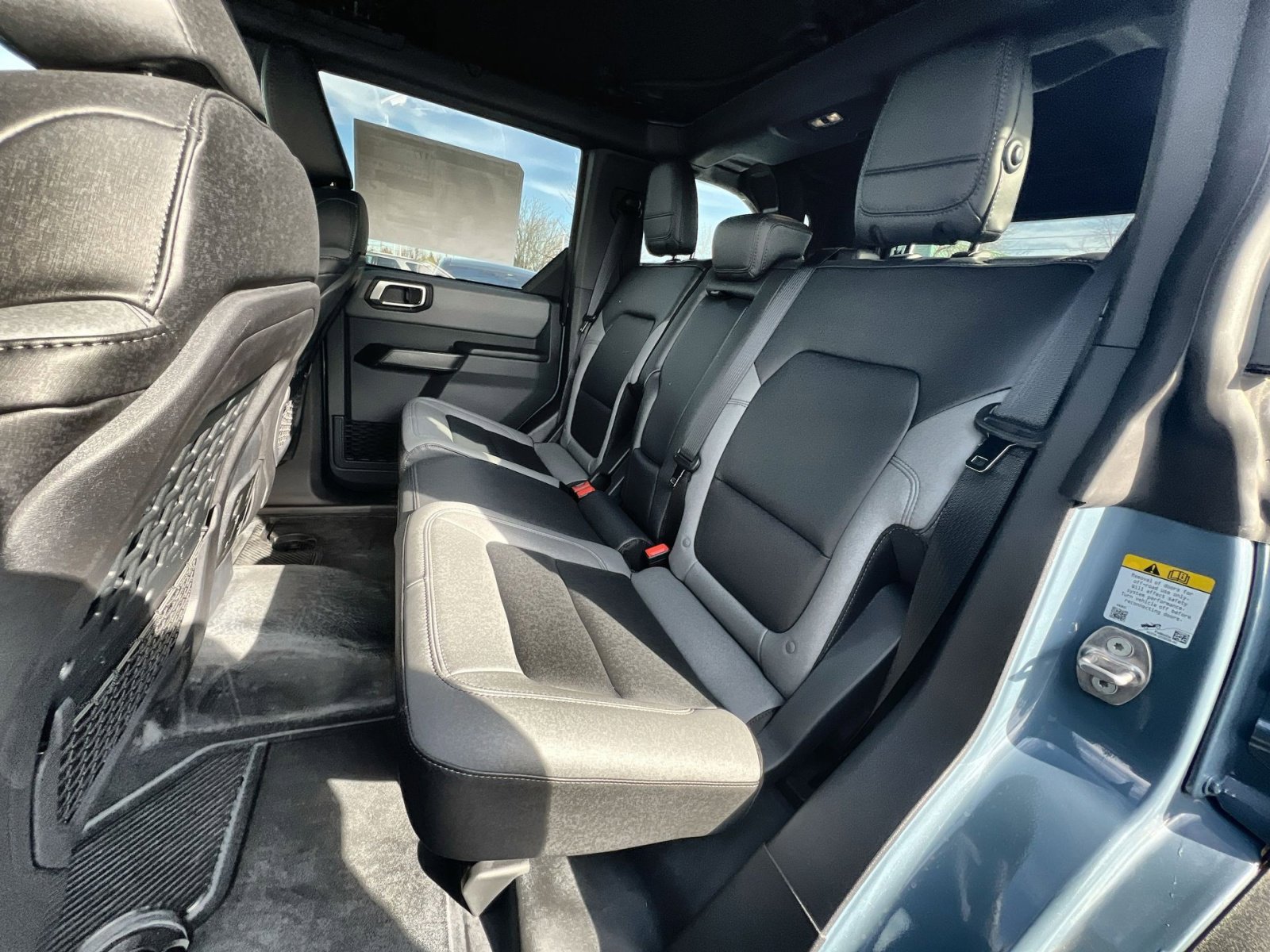 New 2024 Ford Bronco Black Diamond w/ Sasquatch Package image 32