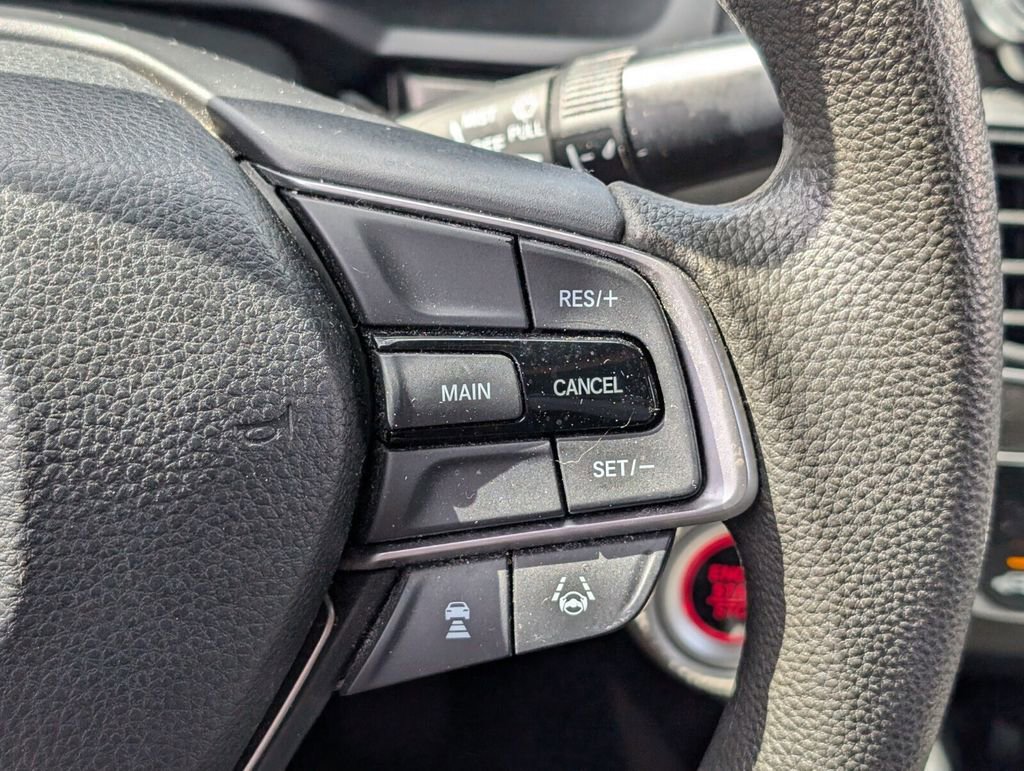 Used 2018 Honda Accord LX image 23