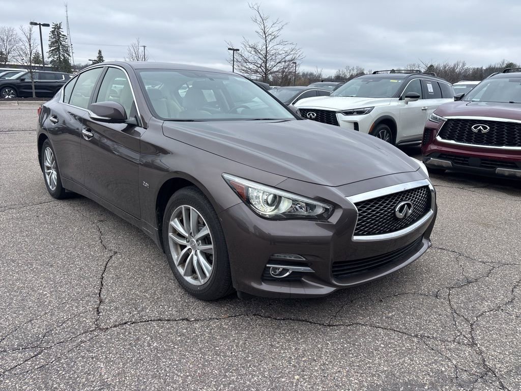 Used 2017 INFINITI Q50 Premium w/ 2.0T Premium Plus Package image 7