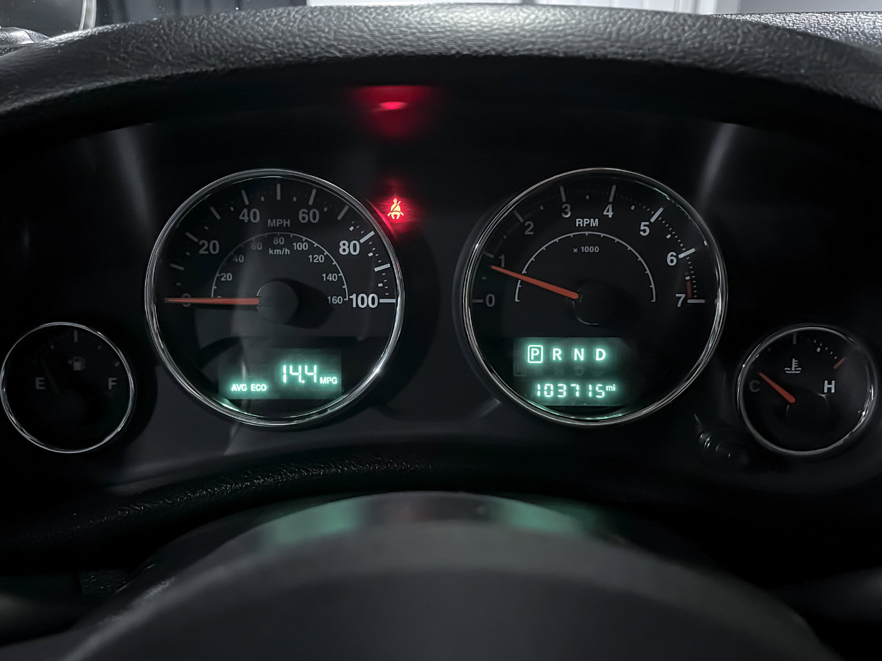 Used 2018 Jeep Wrangler Unlimited Sahara image 34