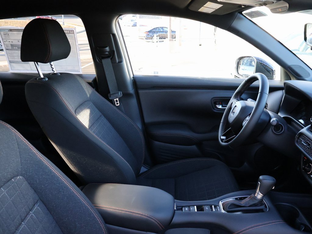 New 2026 Honda HR-V Sport image 8