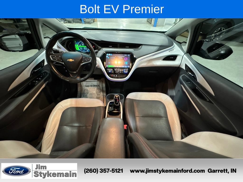 Used 2017 Chevrolet Bolt Premier w/ Driver Confidence II Package FWD image 2