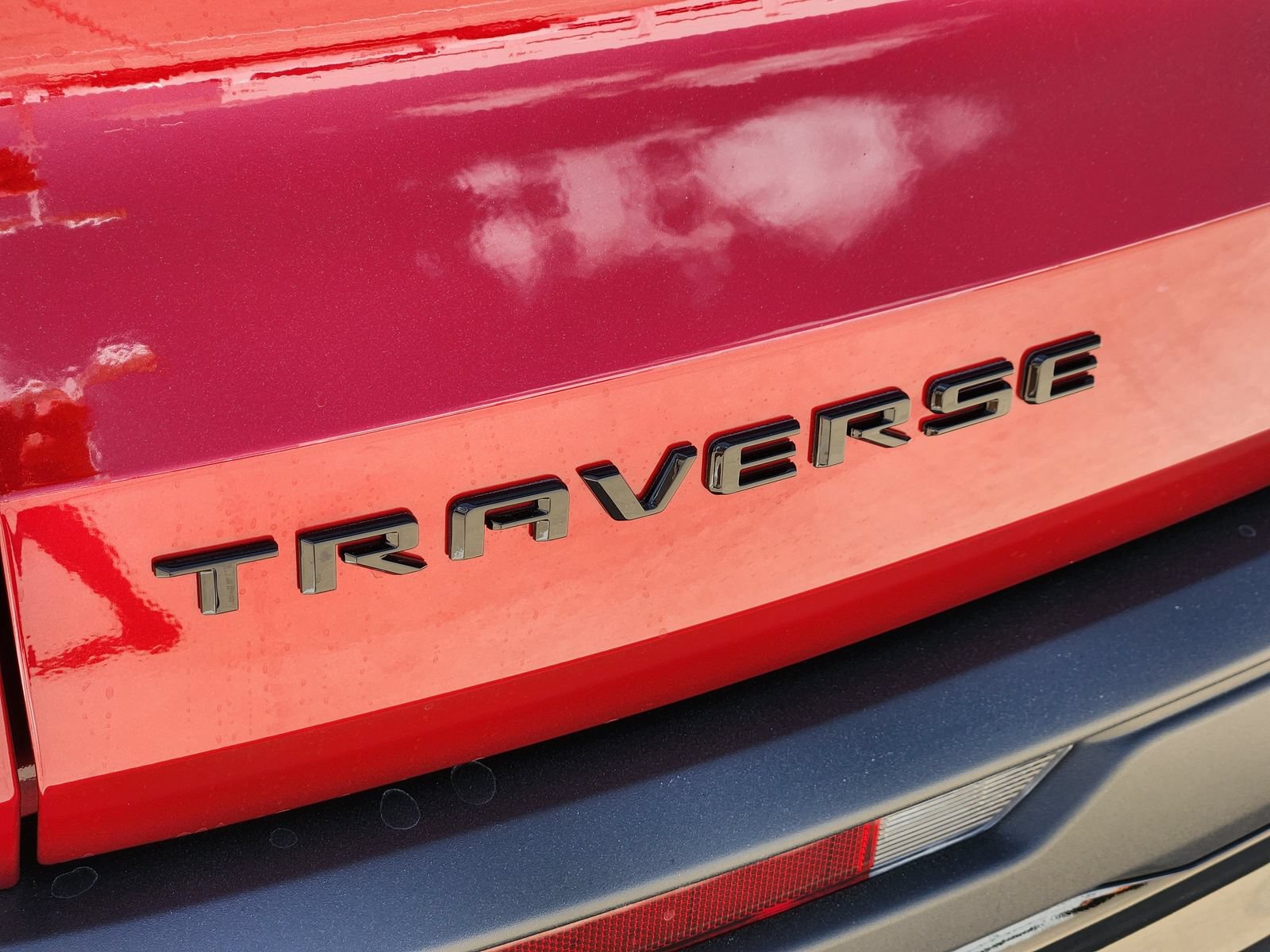 New 2026 Chevrolet Traverse LT w/ Midnight/Sport Edition FWD image 12