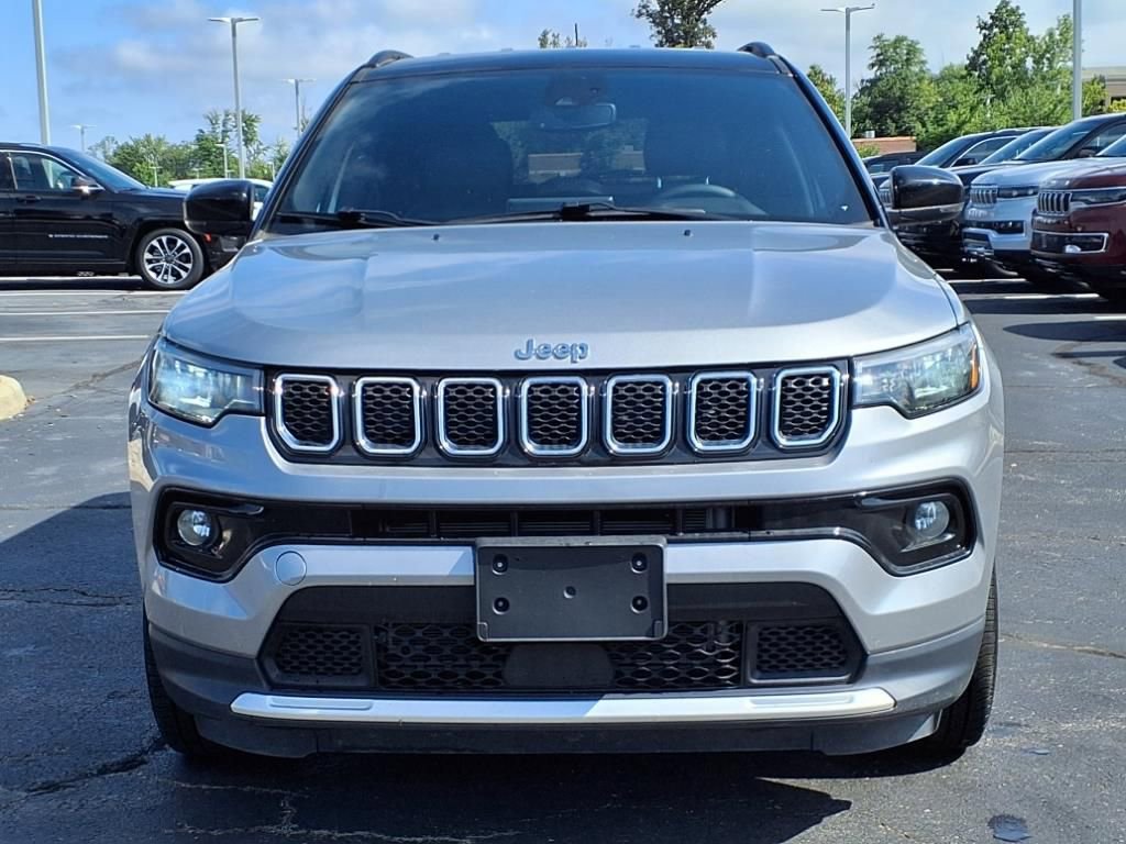 Used 2023 Jeep Compass Limited image 6
