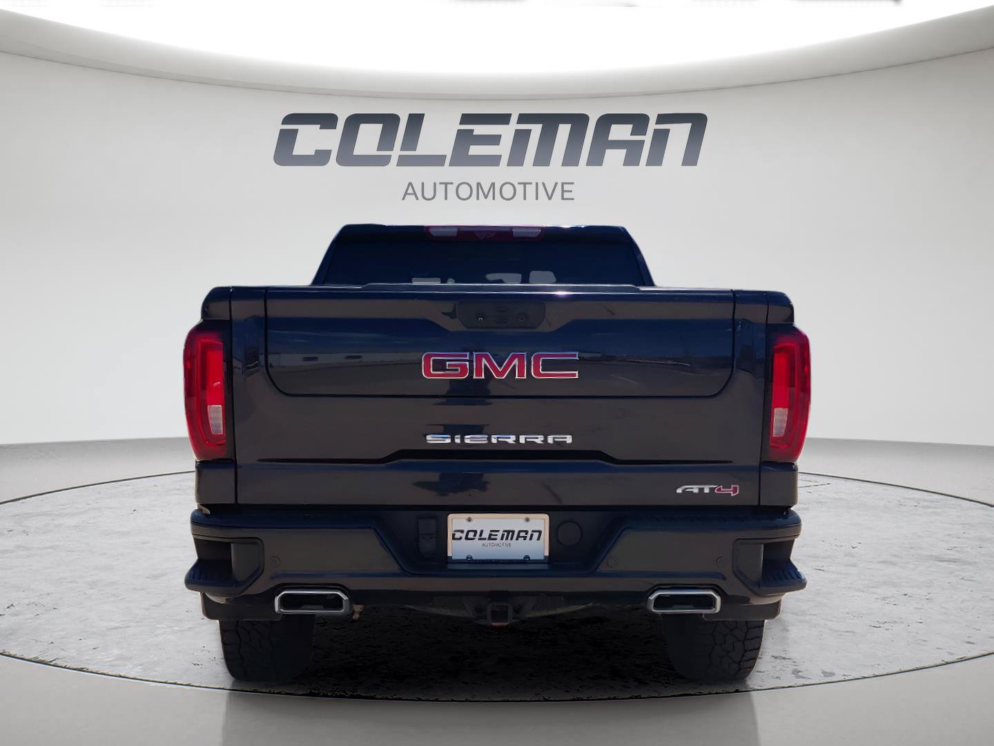 Used 2022 GMC Sierra 1500 AT4 w/ AT4 Premium Package AWD/4WD image 8