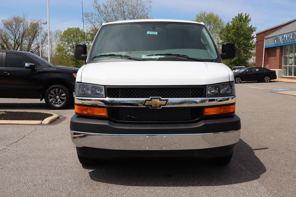 New 2026 Chevrolet Express 2500 w/ Driver Convenience Package RWD image 4