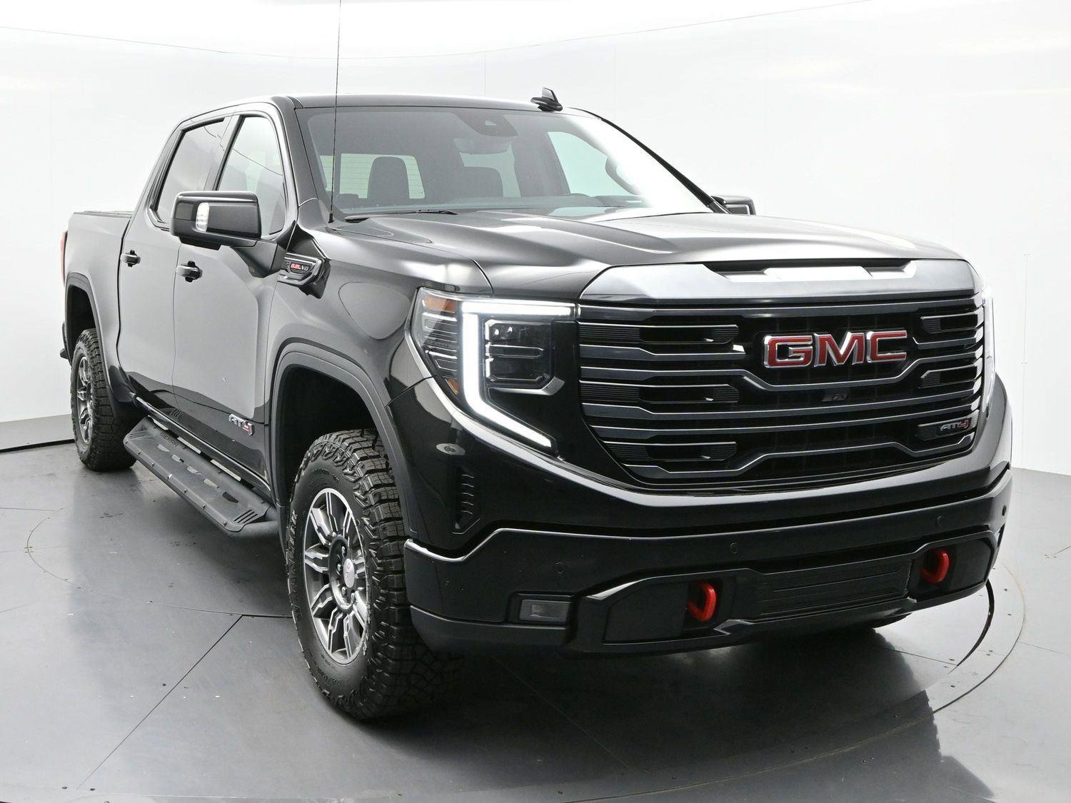 Used 2024 GMC Sierra 1500 AT4 w/ Technology Package AWD/4WD image 2