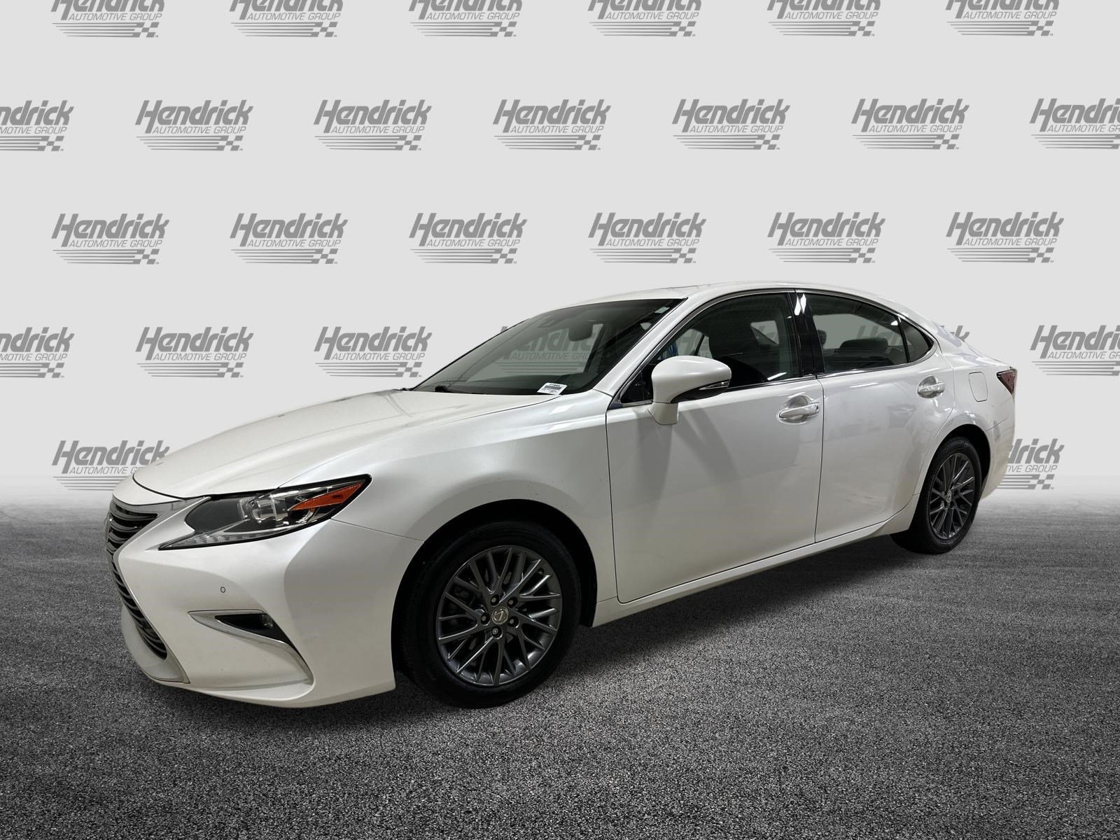 Used 2018 Lexus ES 350 w/ Navigation System Package FWD image 5